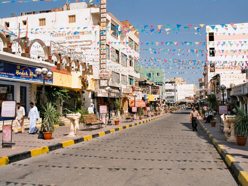 deserted street in ramadan 