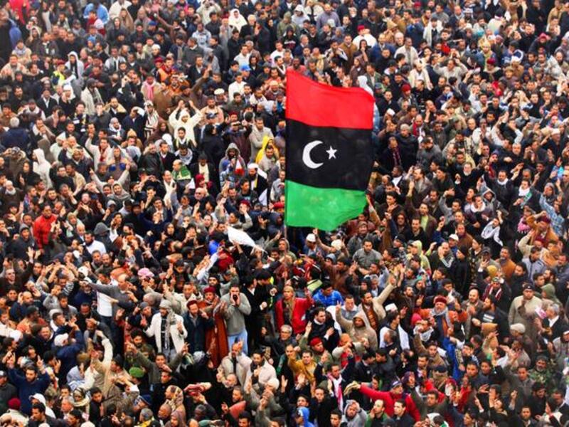 
١٧ فبراير: خرجت مظاهرة في بنغازي شارك فيها نحو 200 شخص، وتم اعتقال العديد منهم وسط مواجهات مع قوات الأمن، شكل هذا اليوم "يوم الثورة" رسميا في ليبيا لتكون بنغازي أول المدن الثائرة ضد نظام القذافي.