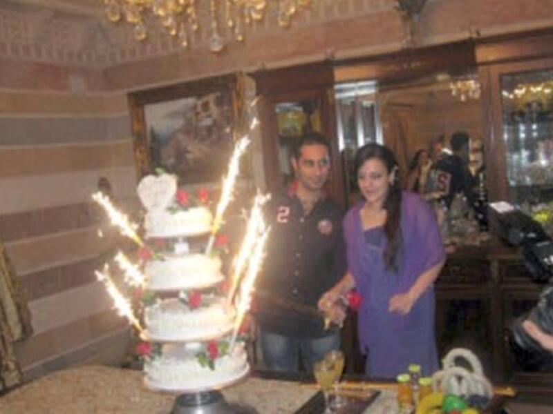 Haifa Wehbe's old life with daughter Zeinab Fayyad (in purple) 