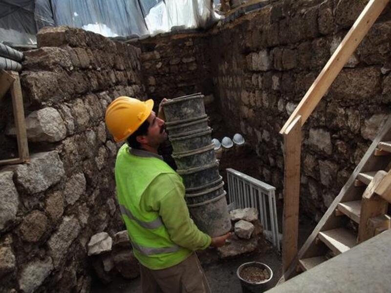 An Arab worker cannot afford Hajj easily