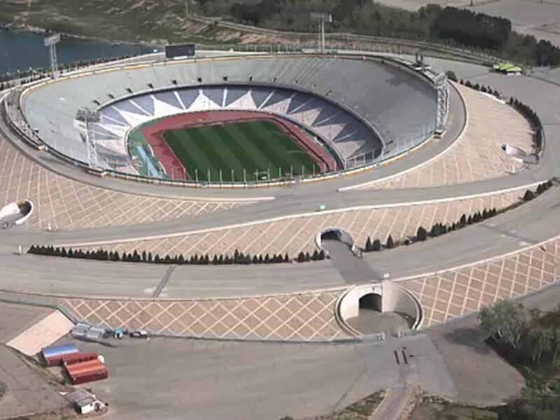 4- ملعب آزادي في طهران (إيران) بسعة 95,225 ألف متفرجاً.