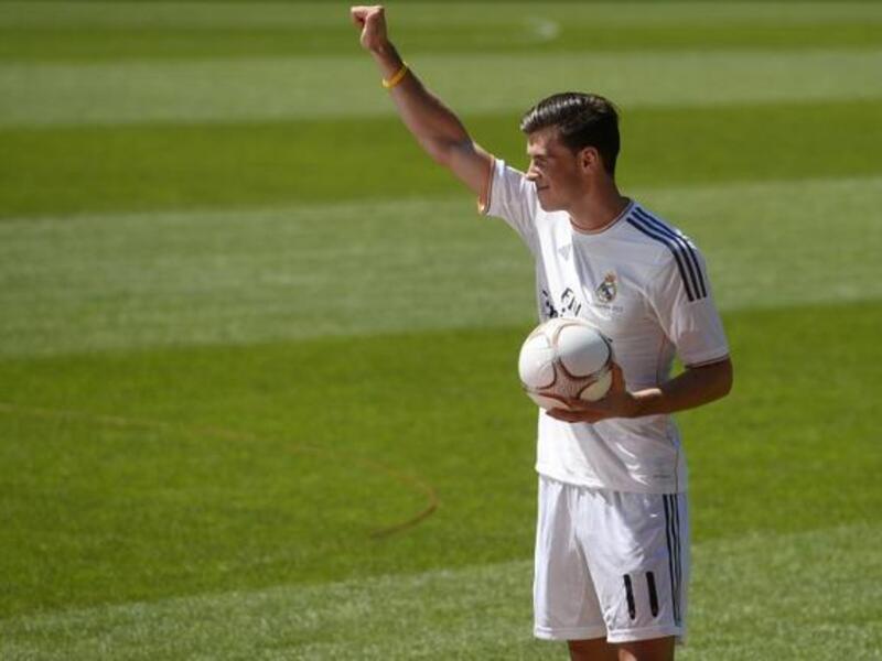3- الجناح الويلزي غاريث بايل: من توتنهام هوتسبير إلى ريال مدريد مقابل 91 مليون يورو عام 2013.