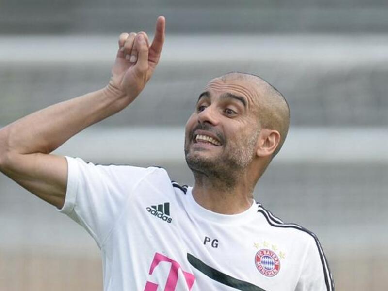 الإسباني جوسيب غوارديولا (بايرن ميونخ) برصيد 15831 نقطة.