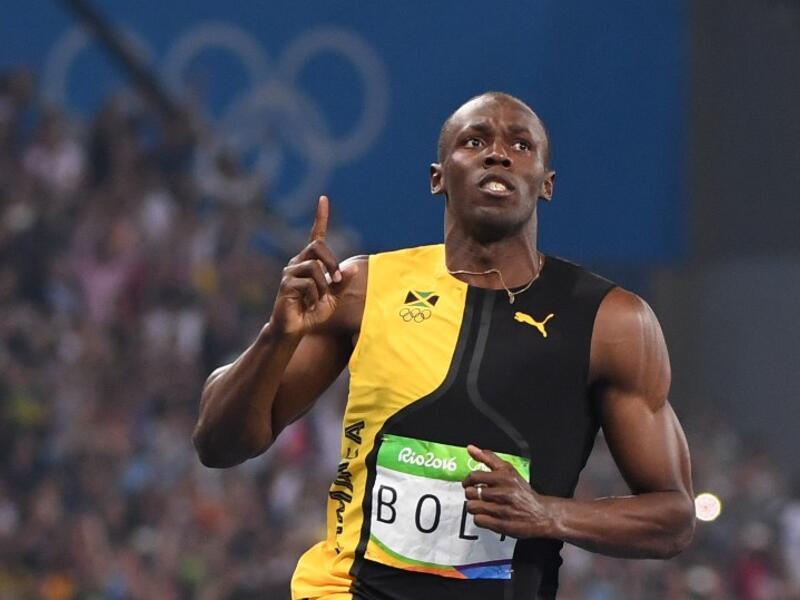 المركز السادس: العداء الجمايكي يوساين بولت - مجموع المداخيل: 32.5 مليون دولار منها 2.5 مليون دولار كجوائز نظير اشتراكه في البطولات.