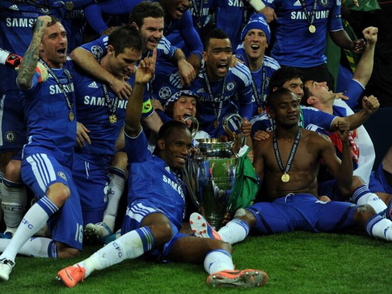 بايرن ميونخ 1-1 (3-4) تشلسي (نهائي 2012): خطف البلوز فوزاً صعباً على عكس مجريات اللعب وبركلات الترجيح بعد هيمنة البافاريين على اللقاء الذي احتضنه ملعبهم آليانز آرينا، وكان لتألق دييديه دروغبا وتسجيله في الثواني الأخيرة دور رئيسي في هذا الانتصار التاريخي.