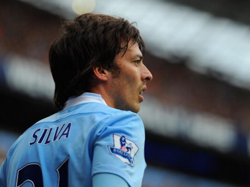 لاعب الوسط المهاجم الإسباني دافيد سيلفا (مانشستر سيتي): يتقاضى 17 مليون دولار سنوياً من ضمنها راتب سنوي بقيمة 15 مليون دولار.