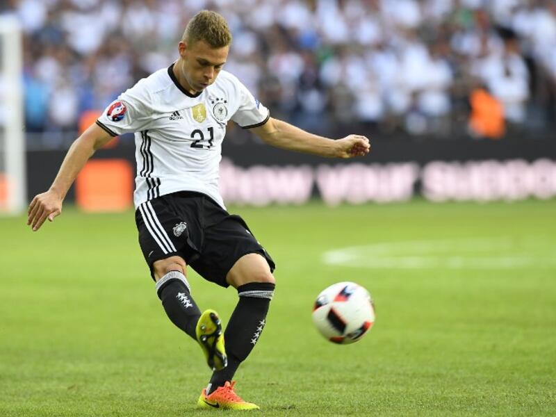 الظهير الألماني جوشوا كيميتش