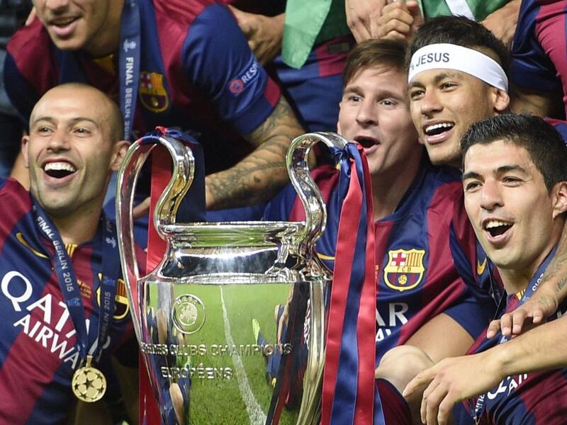 ثلاثي برشلونة (ليونيل ميسي ونيمار وخافيير ماسكيرانو): رغم النجاحات الباهرة التي حققوها على أرض الملعب، إلا أن الثلاثي تورط في قضايا تهرب ضريبي اضطروا إثرها لدفع ما مجموعه 40 مليون جنيه كغرامات نتيجة ما اقترفوه.