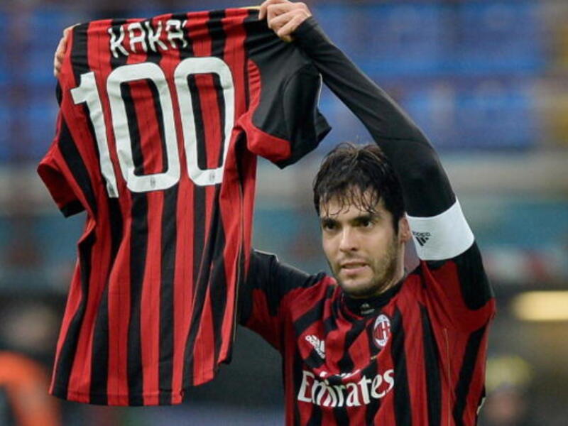 5- صانع الألعاب البرازيلي ريكاردو كاكا (ميلان): 82 مليون يورو.