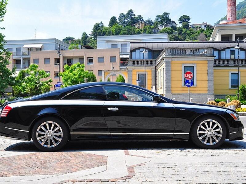 5- المهاجم الكاميروني سامويل إيتو: مايباخ 57 زيناتيك كوبيه وسعرها 600 ألف جنيه استرليني