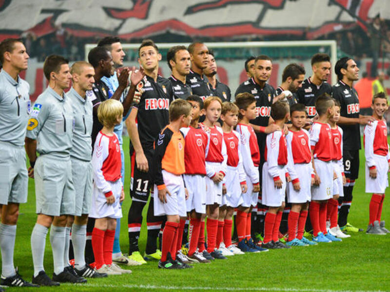 موناكو الفرنسي: عاد فريق الإمارة لدوري الأضواء ونجح في احتلال المركز الثاني حتى الآن بعد سلسلة من التعاقدات الضخمة وأبرزها استقطاب راداميل فالكاو وجواو موتينيو وجيمس رودريغيز.