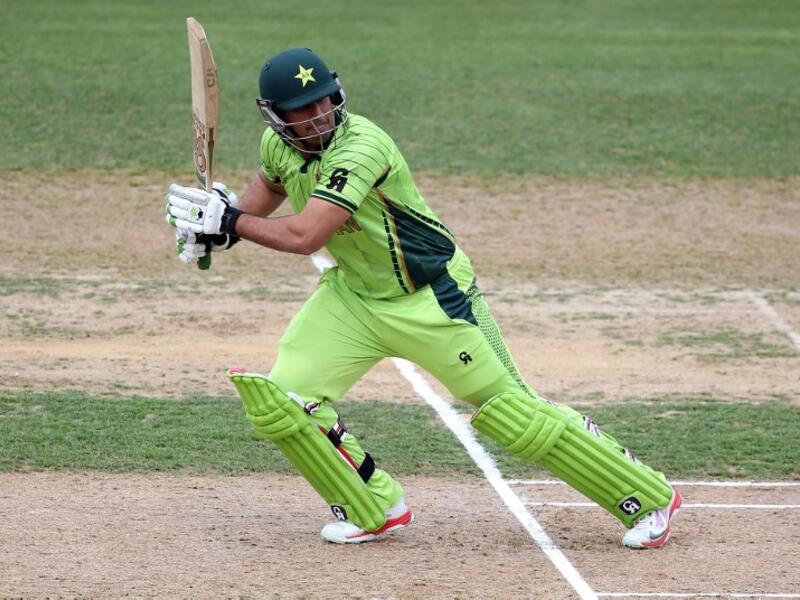 Pakistan's Nasir Jamshed plays a shot during the Pool B Cricket World Cup match between United Arab Emirates and Pakistan at McLean Park in Napier on March 4, 2015.  AFP PHOTO / Michael Bradley
MICHAEL BRADLEY / AFP