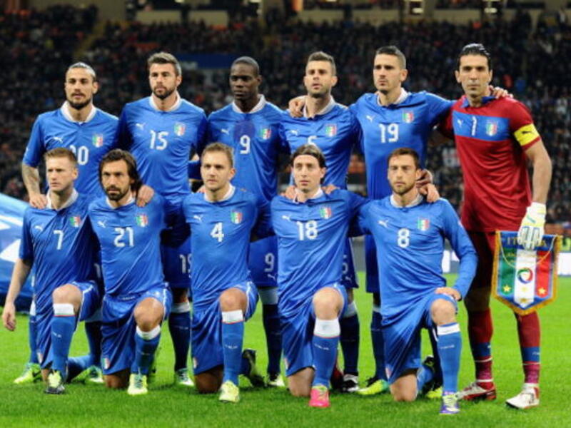 منتخب إيطاليا: الفائز بالمونديال 4 مرات والطامح لتأكيد صحوته خلال العامين الأخيرين بعد بلوغه نهائي يورو 2012، والذي يضم في صفوفه مجموعة متجانسة من اللاعبين تستطيع ترك بصمتها في التاريخ بقيادة جيانلويجي بوفون وأندريا بيرلو.