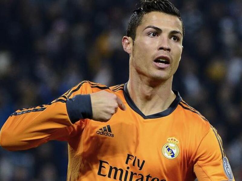 4- المهاجم البرتغالي كريستيانو رونالدو (ريال مدريد): 33.6 كلم/الساعة