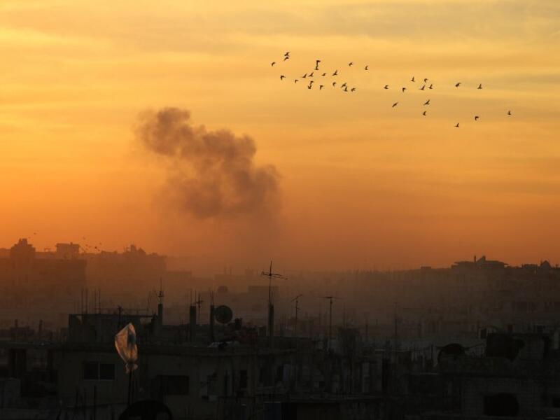 Daesh is coming under increasing pressure from a US-backed coalition of Kurdish and Arab militias and rival Turkish-backed Syrian rebel groups. (AFP/File) 