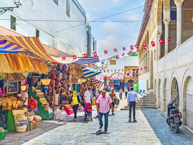 A few weeks before the month of Ramadan, a new report has shown a 11.5% rise in vegetable prices, 13.6% in edible oils, 5.8% in fish, 2.4% in milk, cheese and eggs prices, and 3.6% increase in meat prices. (Shutterstock) 