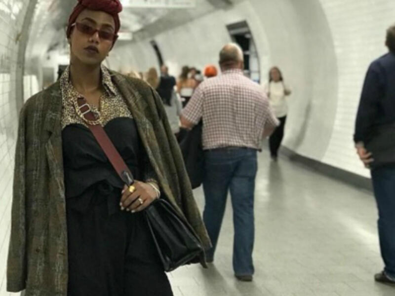 This is how she randomly street-styles and the pieces that she’s wearing are not solely for hijabis. It’s just smart mixing and 