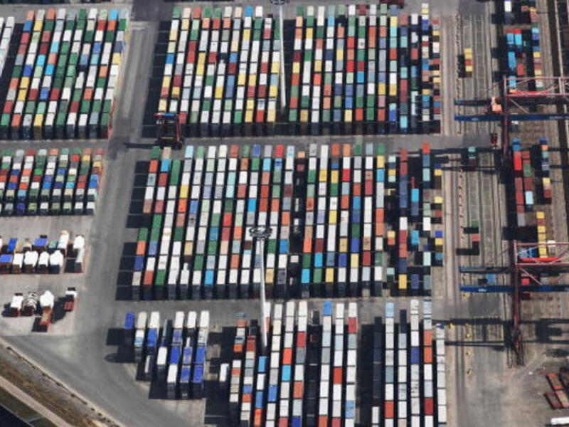 The balance of trade tilted heavily in favour of the EU as Jordanian exports toatlled $142 million