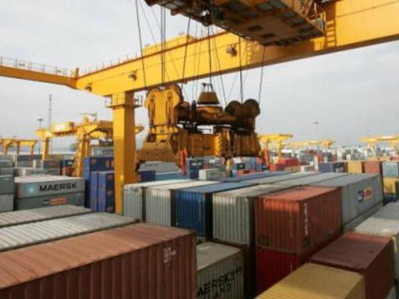 The US tops the list of importers with $2,265 billion of imports in 2011