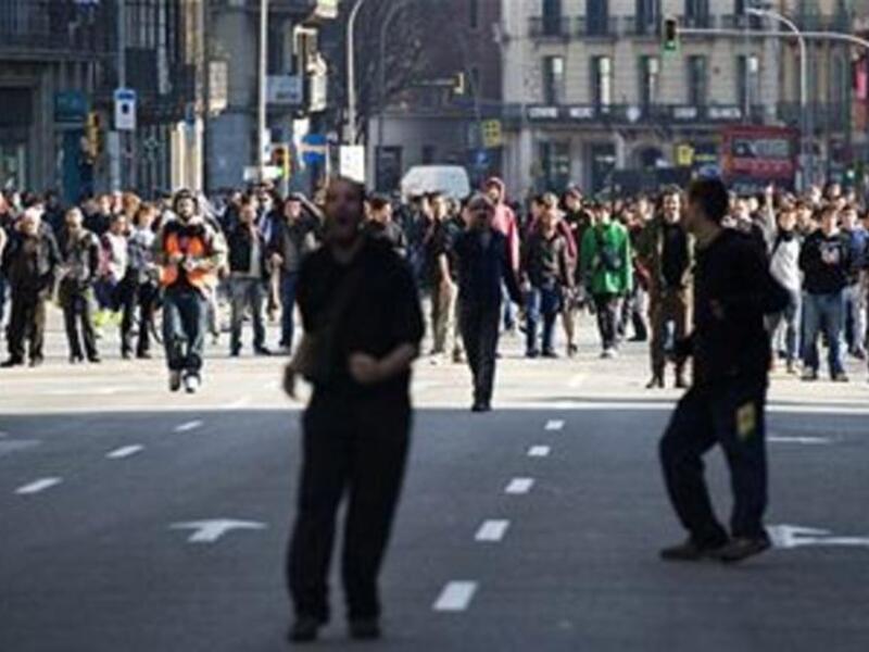 The staff of the state employees fund also announced their adherence to the two-day strike in a separate statement