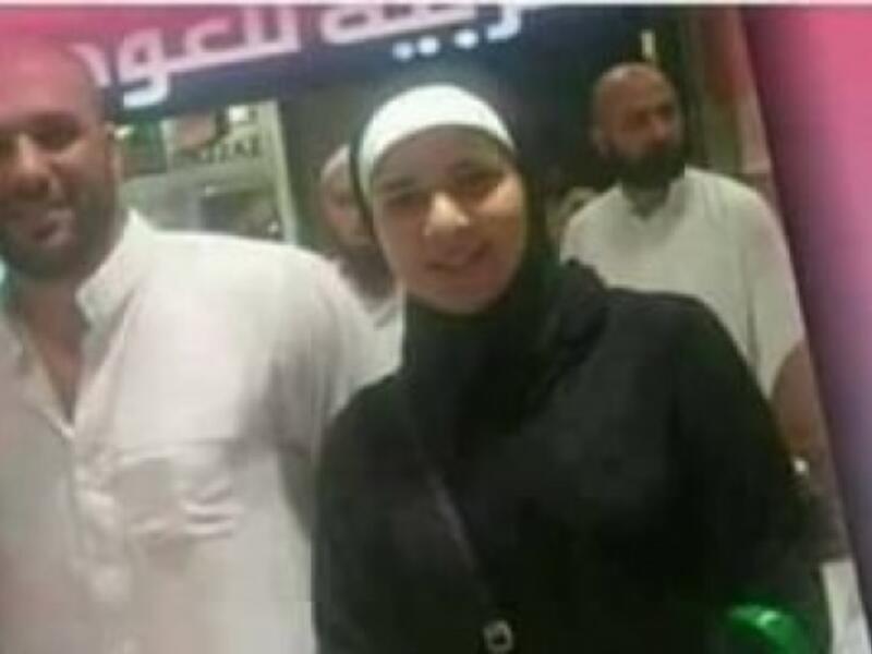 قام الفنان حسن الرداد، بتأدية مناسك العمرة برفقة زوجته الفنانة إيمي سمير غانم، وذلك في أول ظهور لهما بعد الزواج. وكان الفنان حسن الرداد، وإيمي قد احتفلا بزفافهما يوم الجمعة قبل الماضية في حفل كبير بفندق موفينبيك بالجونة، وشارك فيه عدد كبير من النجوم.