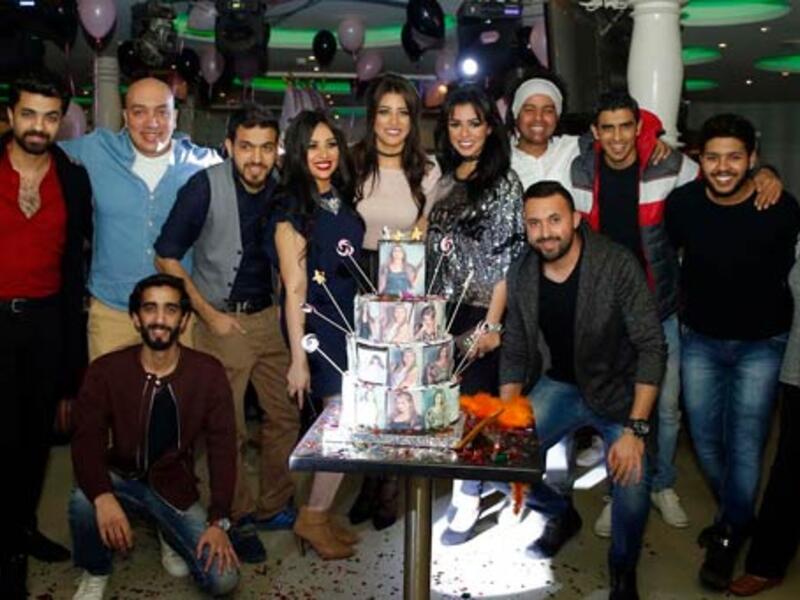 احتفلت الفنانة هايدي موسى بعيد ميلادها الـ 23 بإحدى البواخر النيلية بالزمالك وسط القاهرة بحضور عائلتها وأصدقائها من الوسط الفني حضر حفل عيد ميلاد هايدي العديد من نجوم برنامج “ستار أكاديمي” منهم محمد شاهين ومينا عطا وشيرين يحيى ومحمد عباس ومحمد سراج.