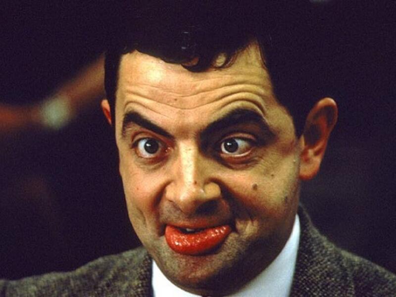 الشخصيات التي كانت تعاني من مرض التوحد في عالم التلفزيون والسينما كانت أشهرها على سبيل المثال: شخصية مستر بين الشهيرة والتي لعبها الممثل روان أتكينسون وشخصية بيرت في عالم السمسم وشخصية أليكس كايتون التي لعبها ميشيل فوكس في مسلسل روابط عائلية.