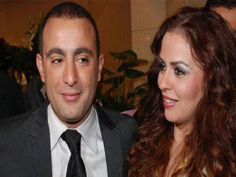 مها الصغير زوجة أحمد السقا خلعت حجابها في ديسمبر 2006، إلا أن أحمد السقا غضب بشدة من هذا القرار خاصة أن زوجته أرتدت الحجاب فترة زمنية طويلة تجاوزت الأربعة أعوام وهو ما لم يحدث على الإطلاق لكون علاقته بزوجته لم تتأثر أبدا. 