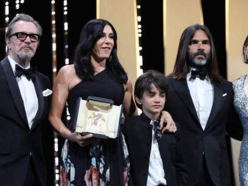 Nadine Labaki while receiving the award at Cannes Film Festival. (AFP)