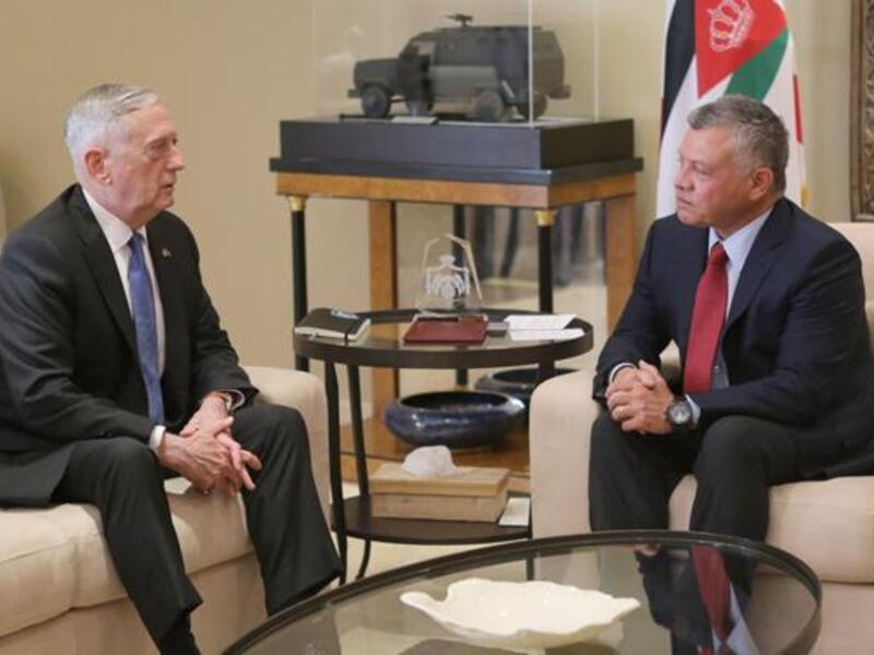 His Majesty King Abdullah meets with US Secretary of Defence James Mattis.(Photo: The Royal Court)