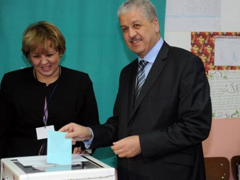 Algerian prime minister, Abdelmalek Sellal, casts his vote at a polling station in Algiers, during local elections on Thursday. (AFP PHOTO/FAROUK BATICHE)