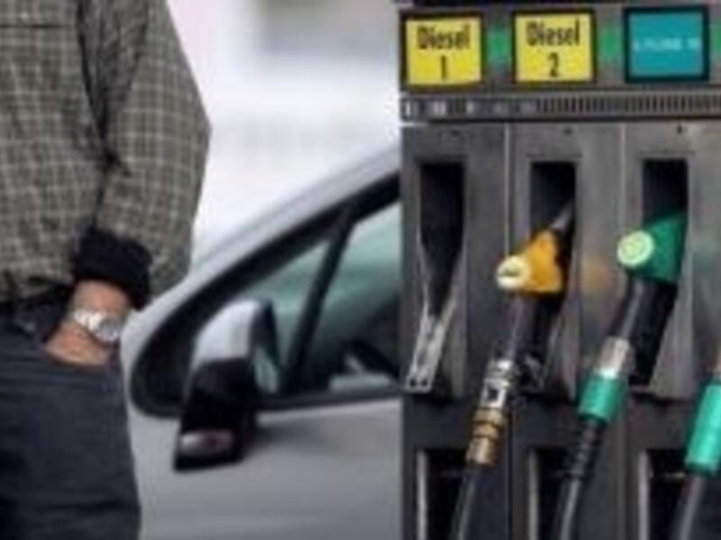 To cut its imports, Aramco has planned three new refineries