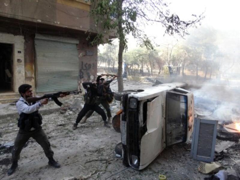Regional travel warnings due to the war in neighboring Syria has been detrimental to Lebanon's tourism industry. 