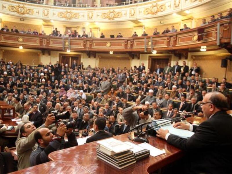 With the changes in the cabinet in Egypt, corruption reconciliation cases are being delayed 