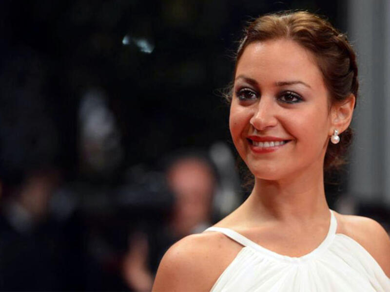 The Beautiful Mina Shalabi has decided to cut her beautiful long hair, very short! (Image: Facebook)