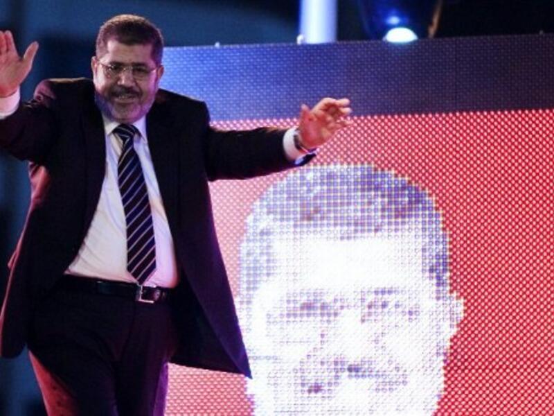 Mohamed Mursi goes for broke