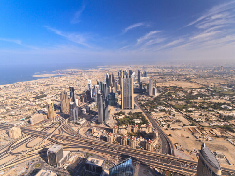 The new road between Abu Dhabi and Dubai is 62 kilometers. (Image credit: Shutterstock)