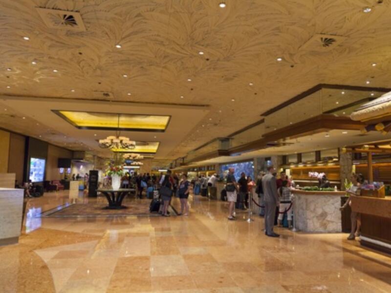 Middle Eastern investors were one of the most active buyers of hotel real estate in 2012 (Shutterstock)