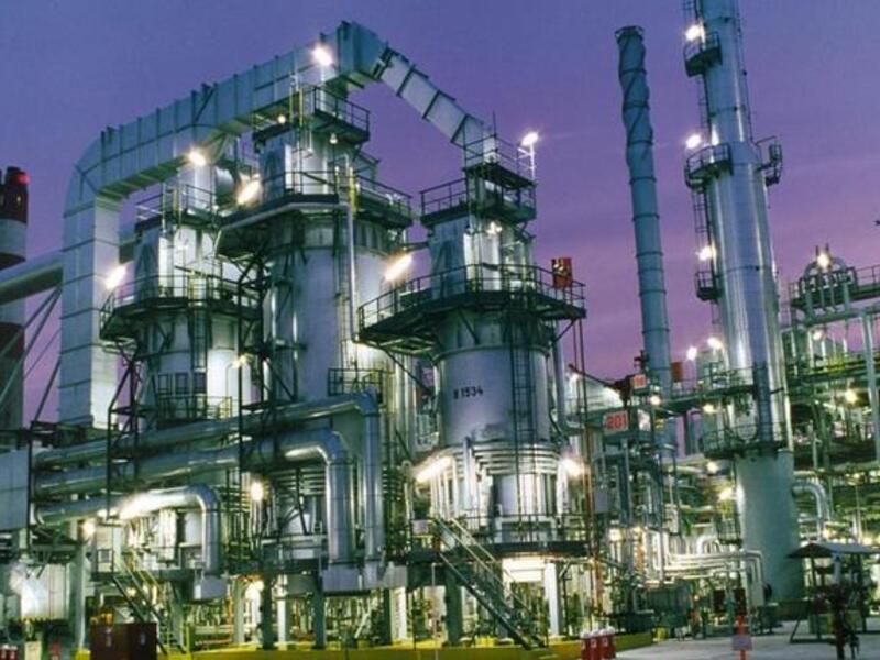 Iraq's oil output is at its  highest ever level, causing a headache for OPEC and other oil-producing nations