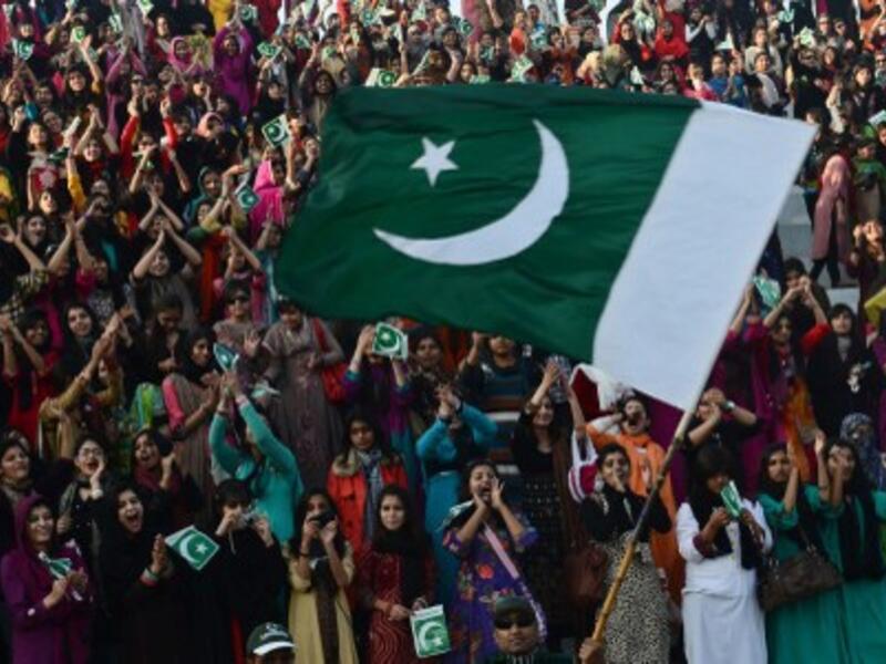 As Pakistan faces its own internal rebellion, politicians speak of Syria