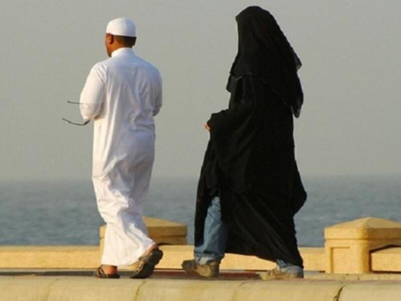 Male guardians are receiving texts informing them when women under their custody leave the country. (Photo courtesy: zawaj.com)
