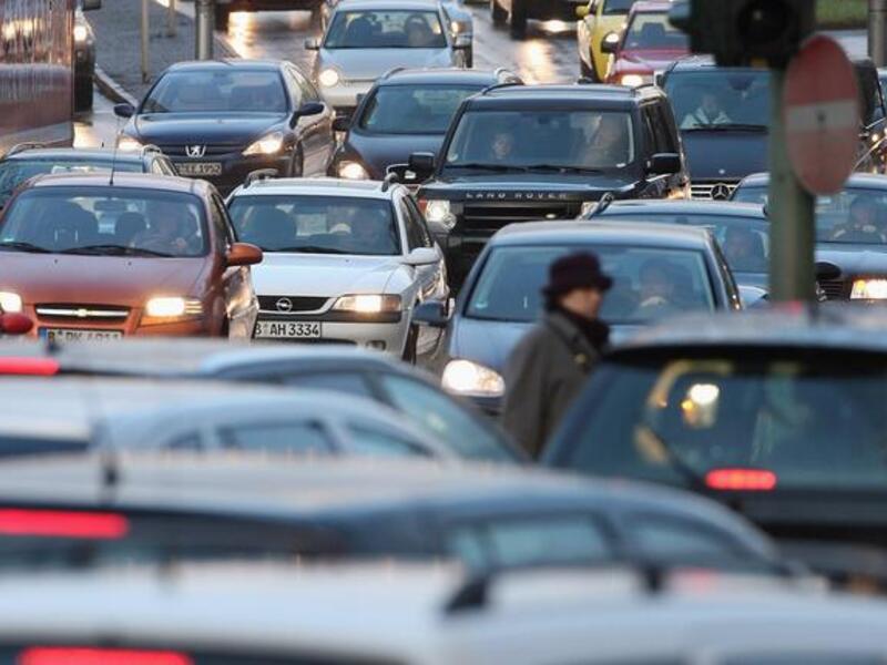 Abu Dhabi will use SCOOT, a traffic system used in more than 120 major cities worldwide to manage transportation flows in the city (File Archive/Shutterstock)