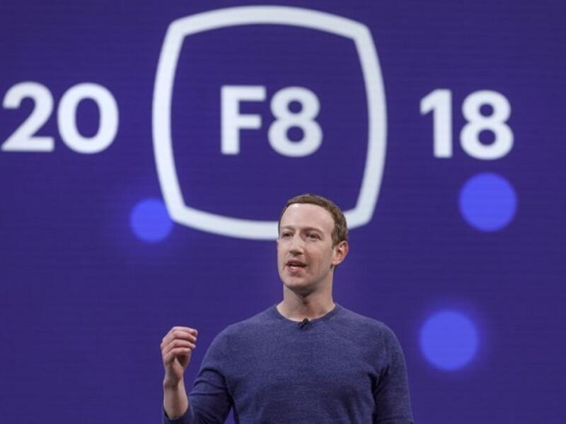 CEO Mark Zuckerberg started off the F8 2018 conference. (TR)