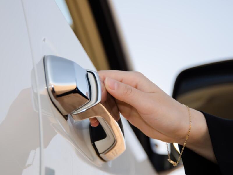 Uber wants to help women access affordable transportation. (Shutterstock)