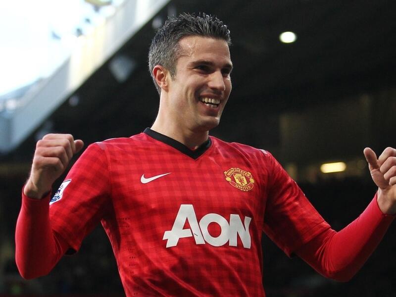 الهولندي روبن فان بيرسي: استهل مسيرته كلاعب على الجناح مع فينورد روتردام، ولكن مهاراته وموهبته لفتت أنظار آرسين فينغر مدرب آرسنال الذي حوله لمركز مهاجم صريح، وهو المركز الذي شغله بعد ذلك في مانشستر يونايتد وفينيرباهتشة.