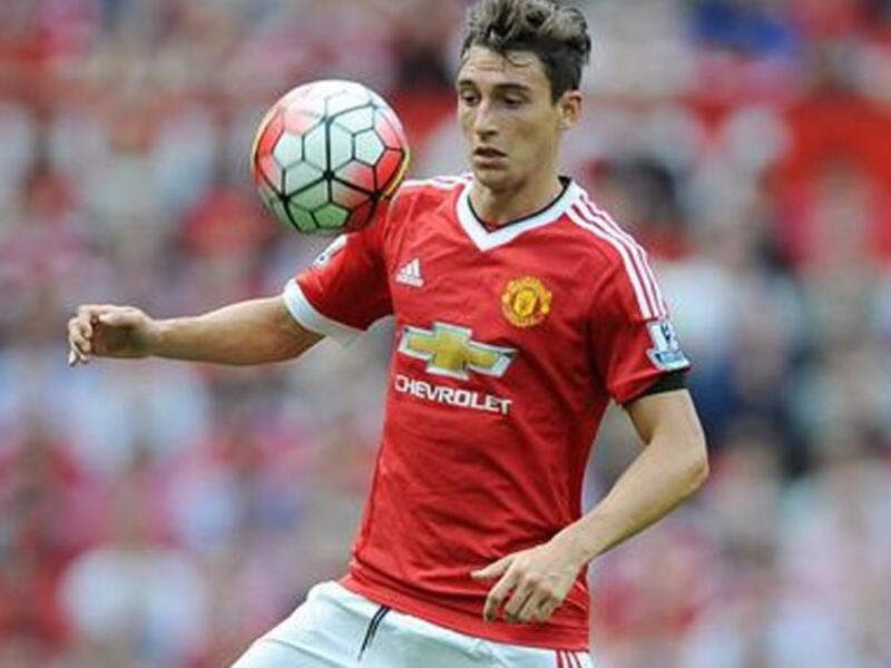 الظهير الإيطالي ماتيو دارميان (مانشستر يونايتد)