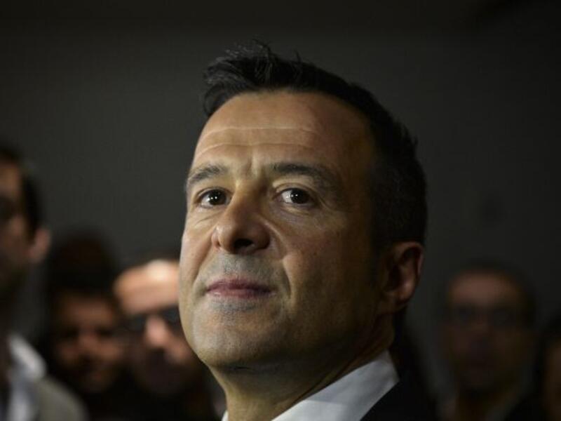 2- البرتغالي جورجي مينديش وكيل أعمال اللاعبين.