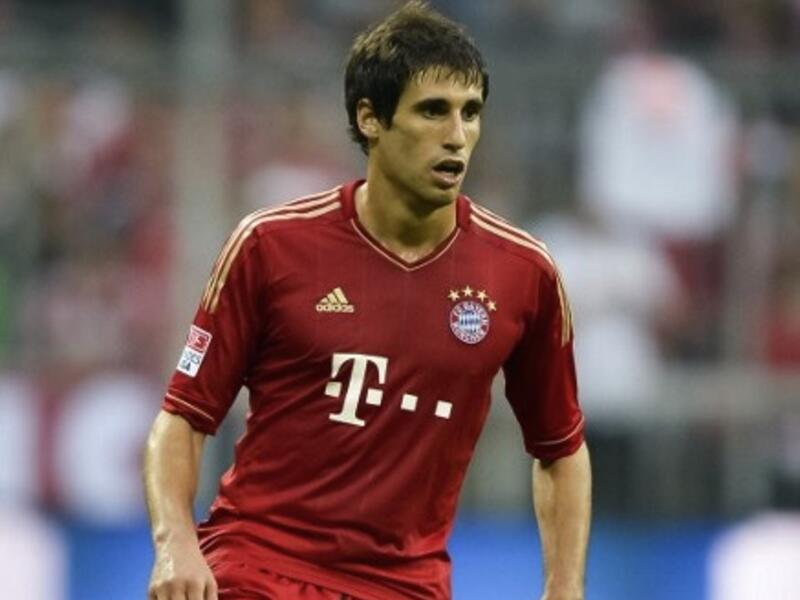 5- المدافع الإسباني خافي مارتينيز: انتقل من أتلتيك بلباو إلى بايرن ميونخ مقابل 40 مليون يورو موسم 2012-2013.