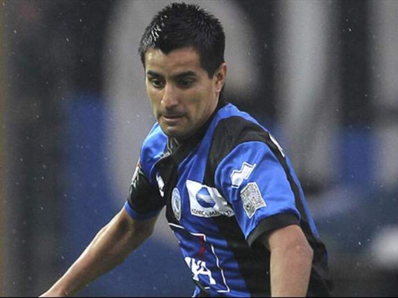 لاعب الوسط المهاجم الأرجنتيني ماكسيميليانو موراليز (160 سم - مواليد 1987): احترف في صفوف راسينغ وإف سي موسكو وفيليز سارسفيلد وأتالانتا، وشارك مع منتخب بلاده في مباراة دولية واحدة.