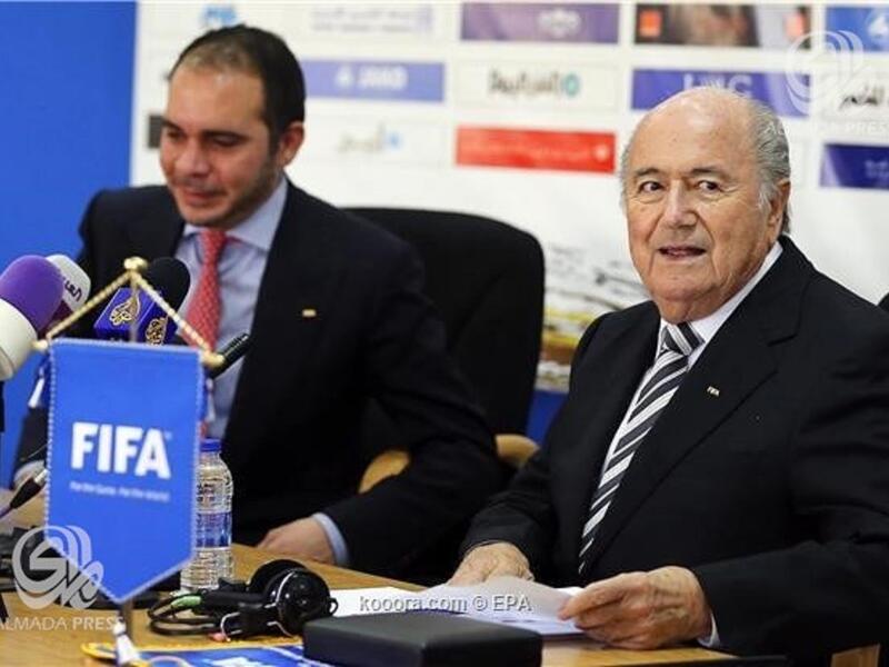 في 6 يناير 2015م ، أعلن الأمير علي ترشحه لرئاسة الاتحاد الدولي لكرة القدم - فيفا، ضد جوزيف بلاتر.وحصل بلاتر في الجولة الاولى على 133 صوتا و مقابل 73 صوتاً للأمير علي، وفي اثناء اقامة الجولة الثانية من الإنتخابات قام الأمير علي بالانسحاب من الانتخابات